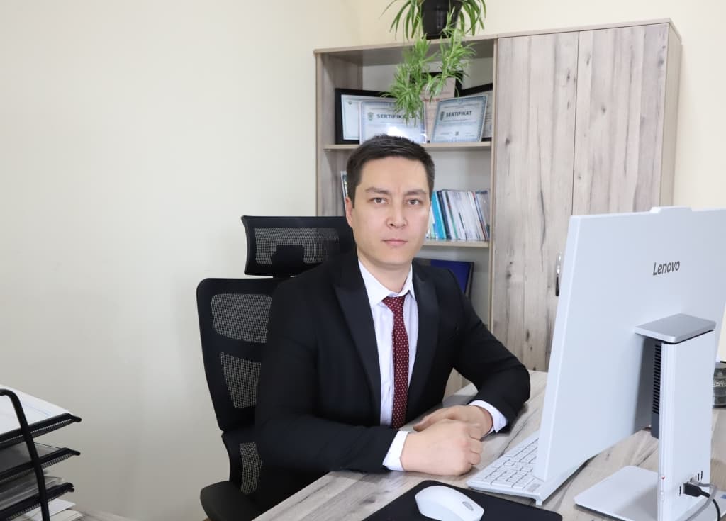 Ибодуллаев Шихназар Куромбой ўғли