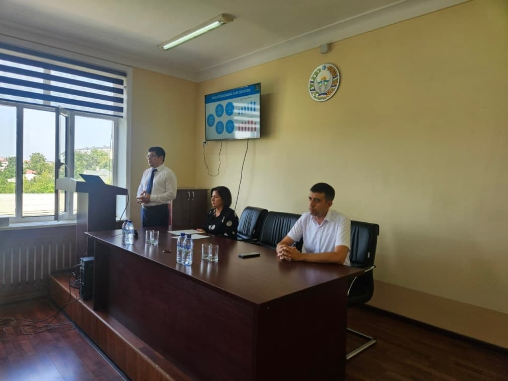 Iqtisodiyot va moliya vazirligi huzuridagi O‘quv markazi mas‘ul hodimlari ishtirokida Farg'ona viloyatida faoliyat yuritayotgan davlat buyurtmachilari va tadbirkorlar ishtirokida seminar tashkil etildi.